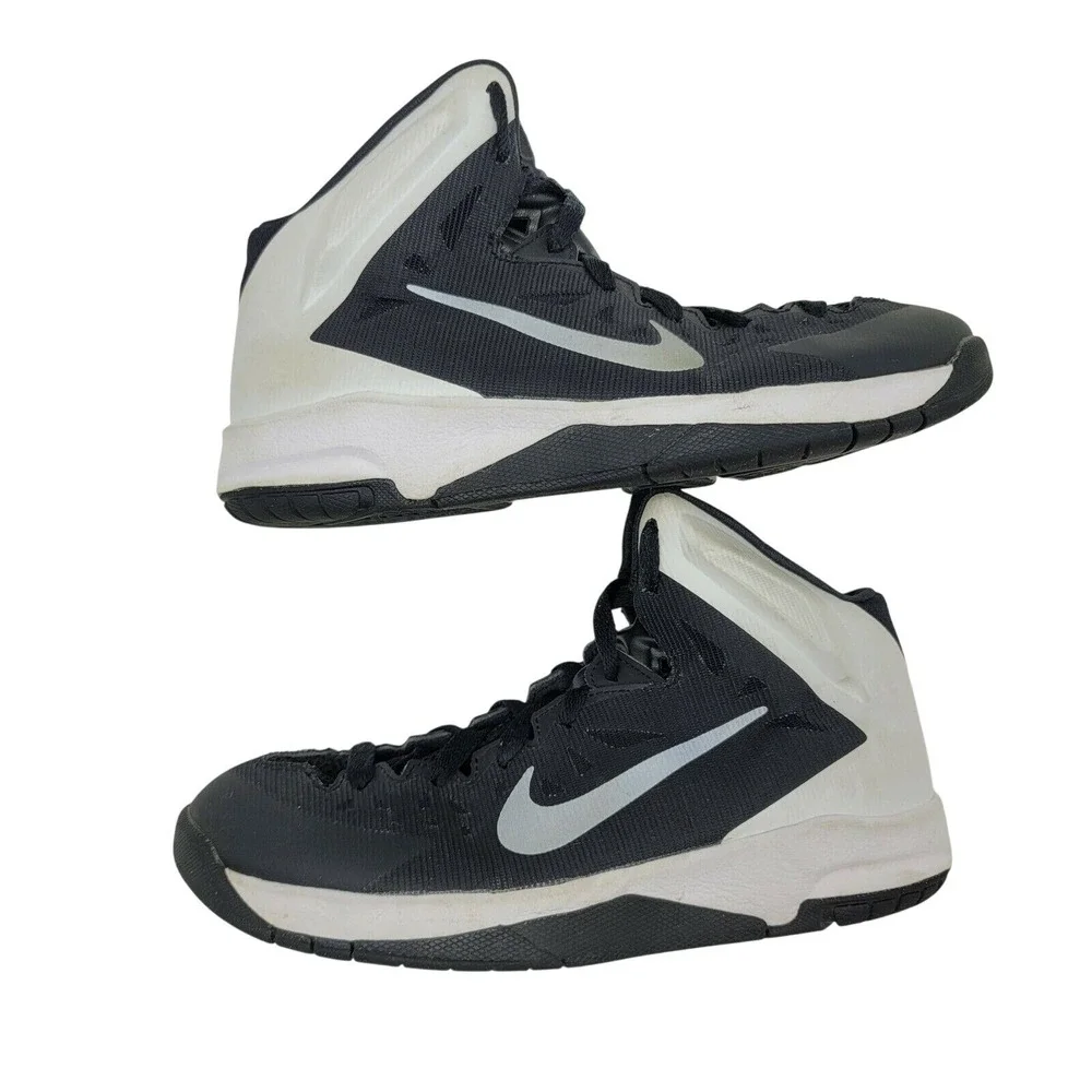 Nike hyperquickness basketball