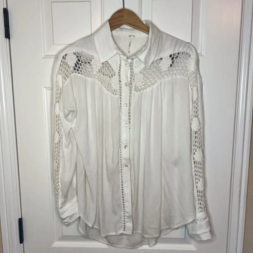Free People reposhing this