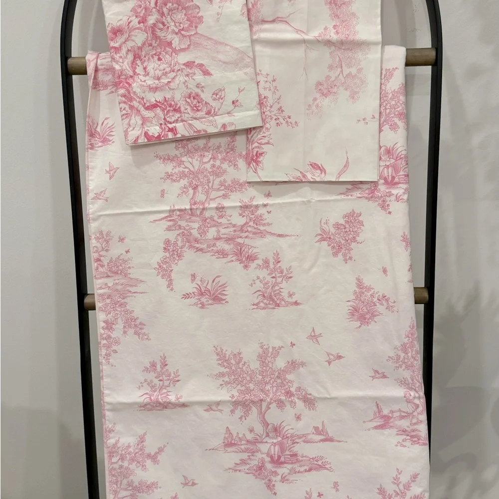 Pottery Barn Kids isabelle toile