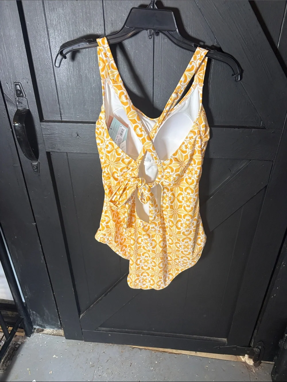 Shade & Shore vibrant yellow