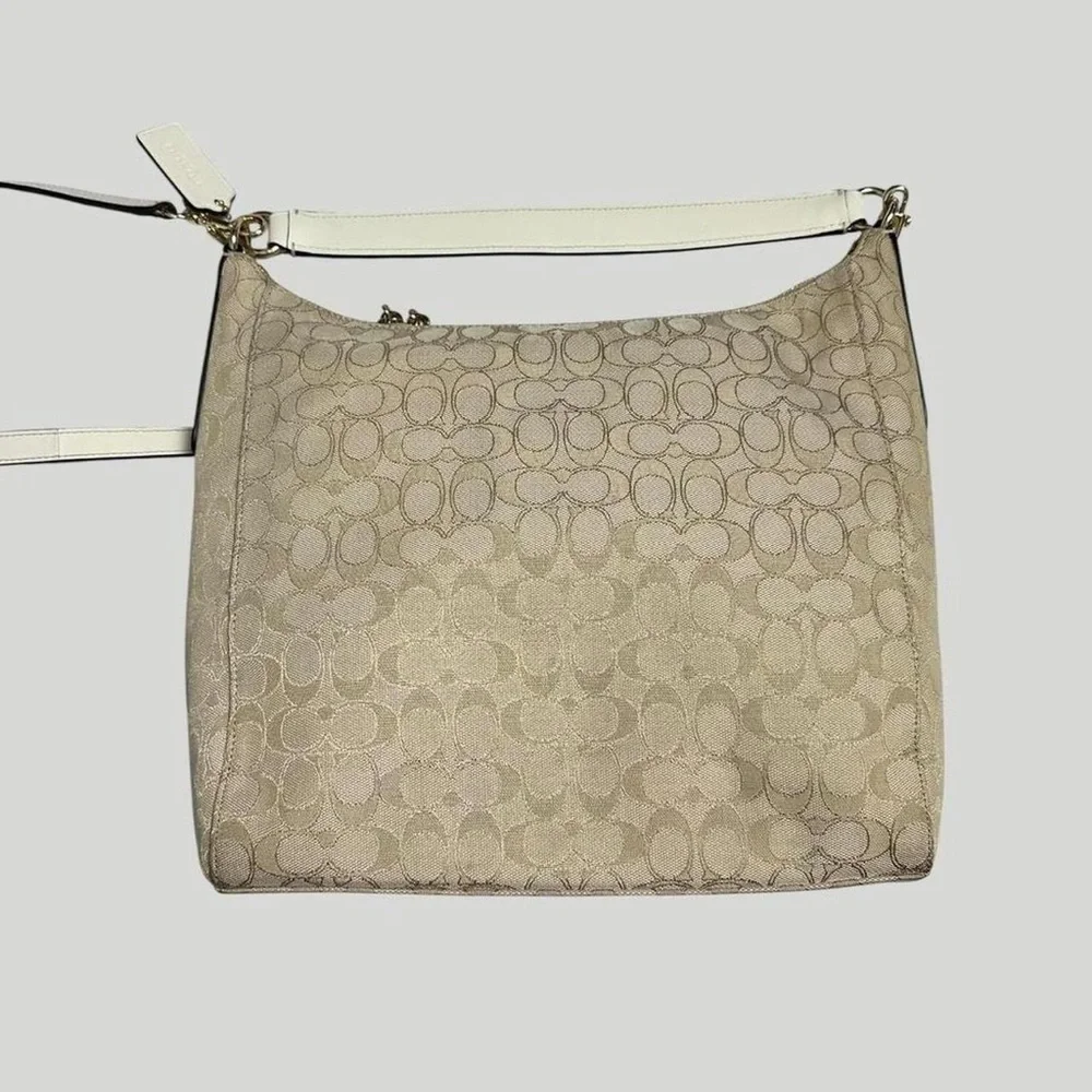Coach serial k1792