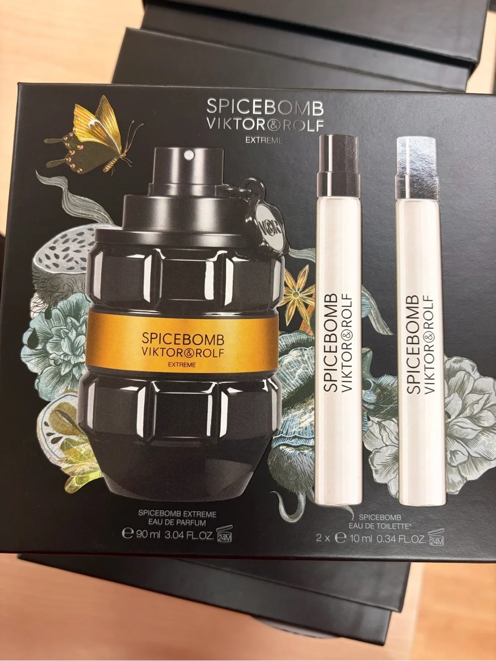 Viktor & Rolf boxed great