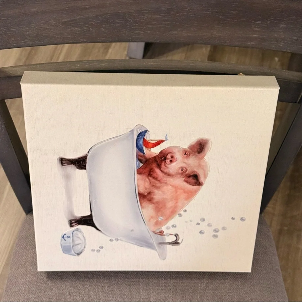 Leo & Oliver 🐷 charming