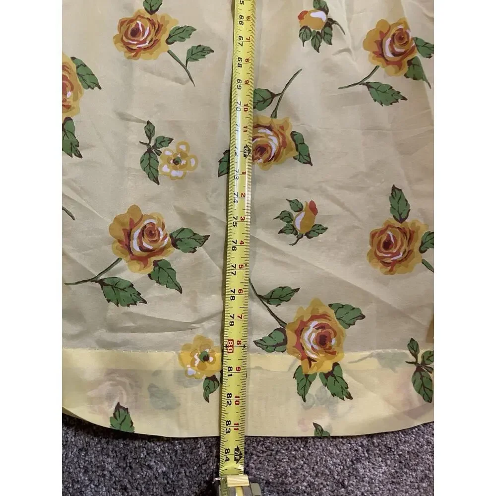 Unbranded floral yellow rose
