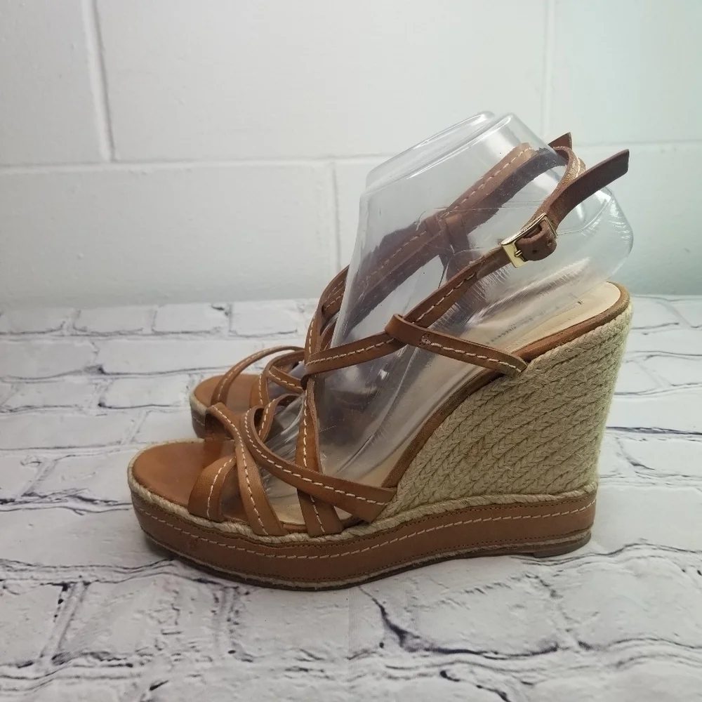 LK Bennett size wedge