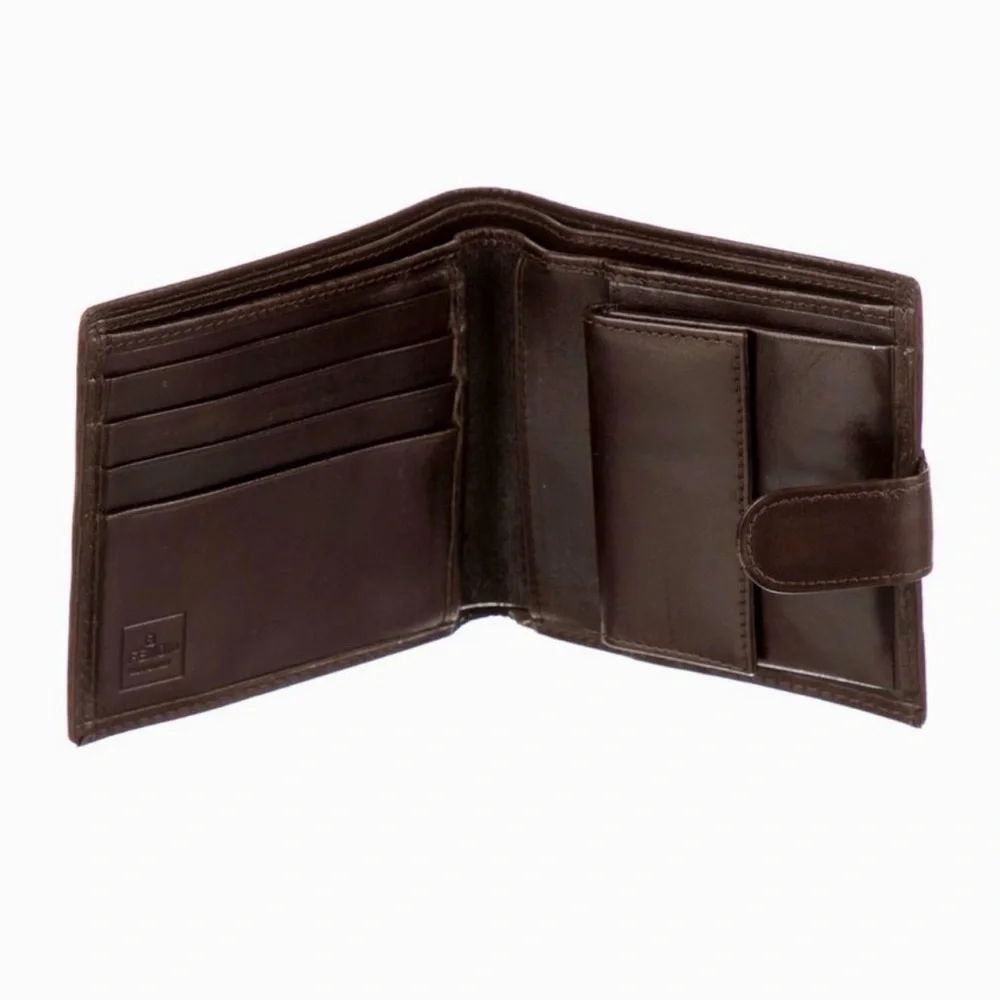 Fendi vintage compact