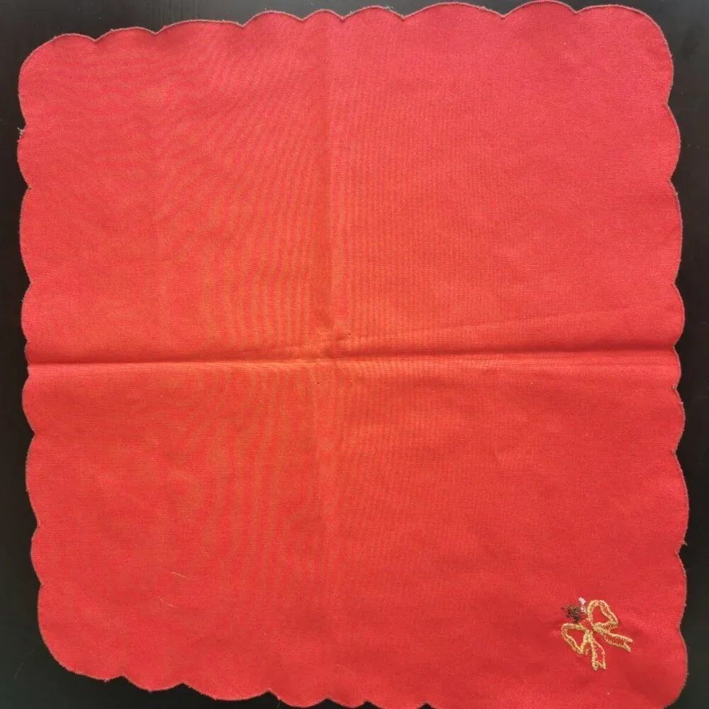 Napkin Red Vintage‎ Embroidered Christmas Green Scalloped Edge Gold Bow COTTON