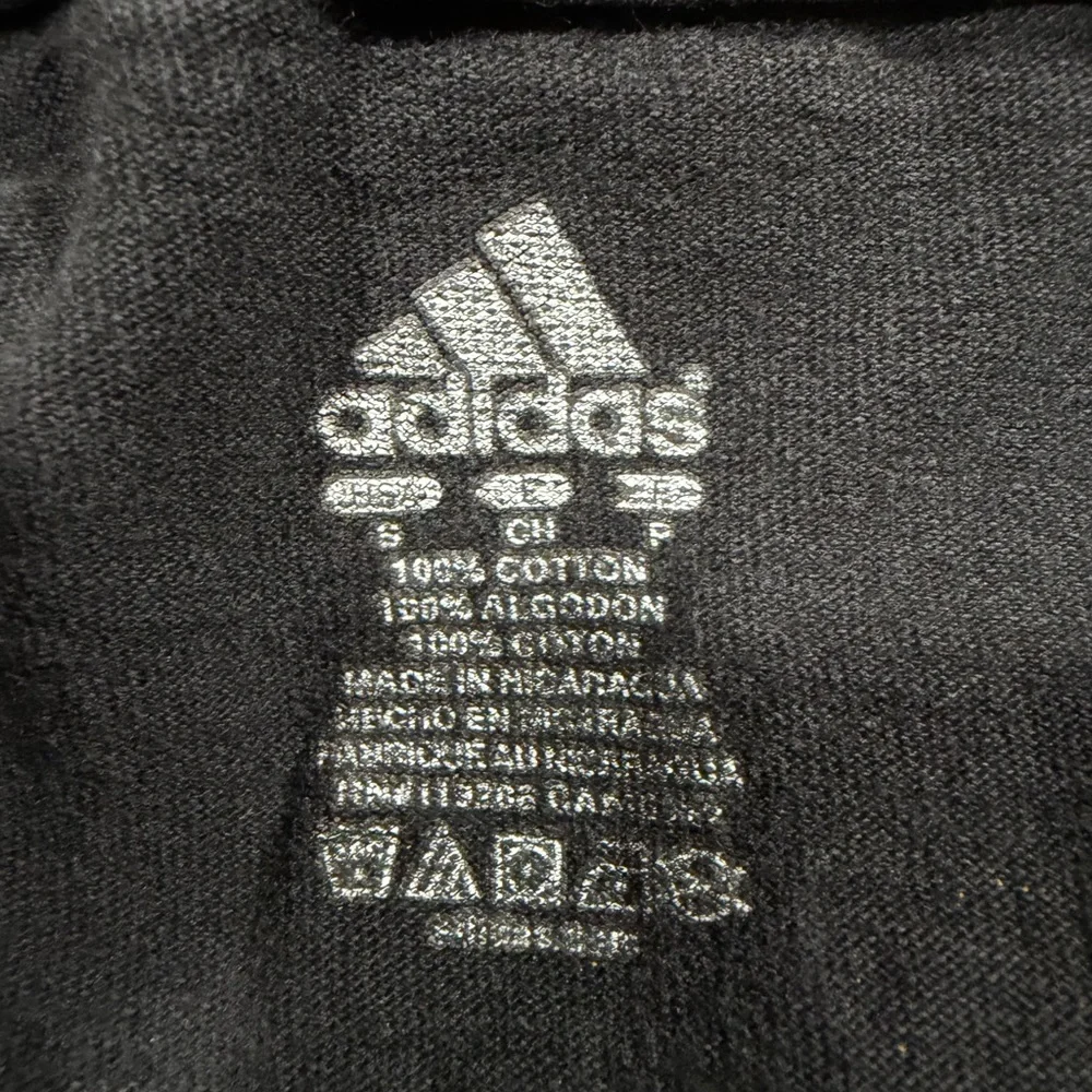 Vintage Adidas NBA Los Angeles Lakers Kobe Bryant #24‎ T-Shirt Small