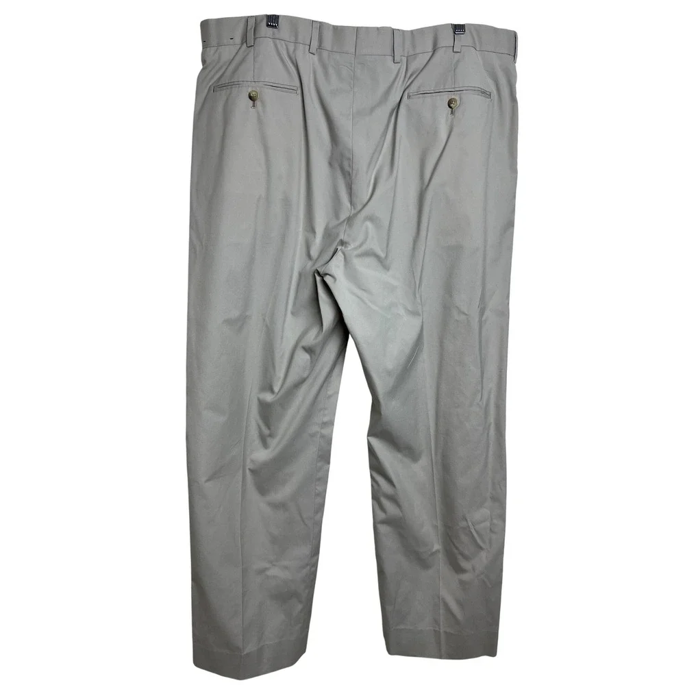 346 Brooks Brothers classic flat