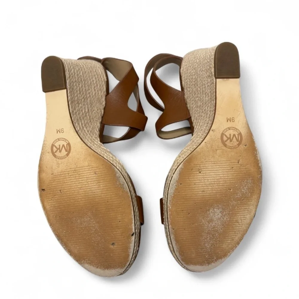 Michael Kors step into