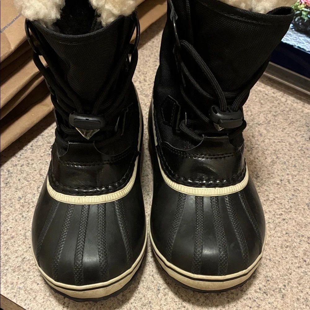 Sorel warm durable