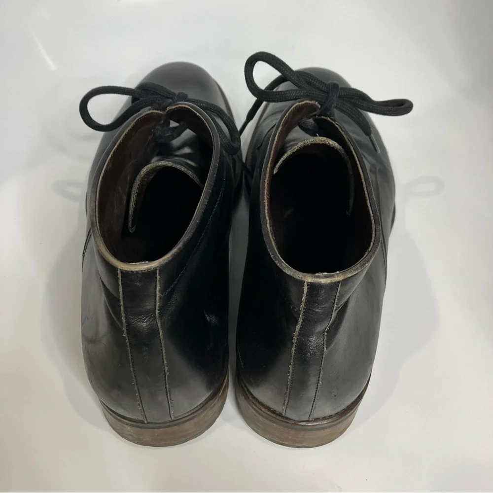 Magnanni black leather