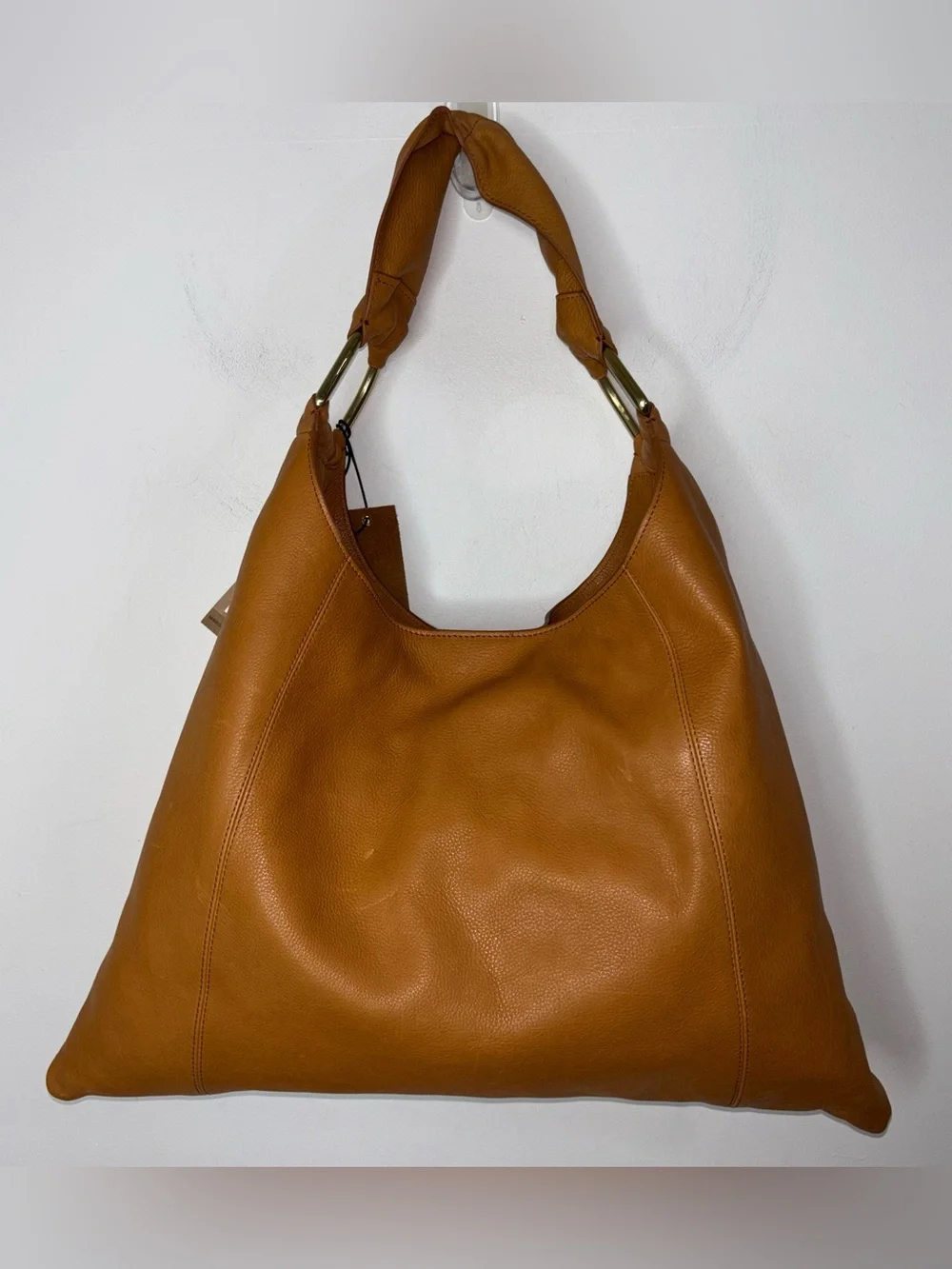 Margot New York pocket hobo 5h