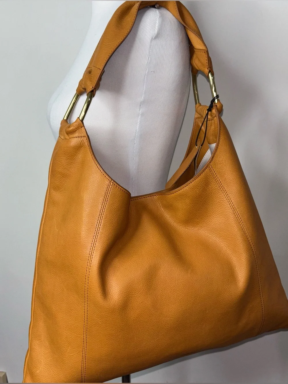 Margot New York color 19w