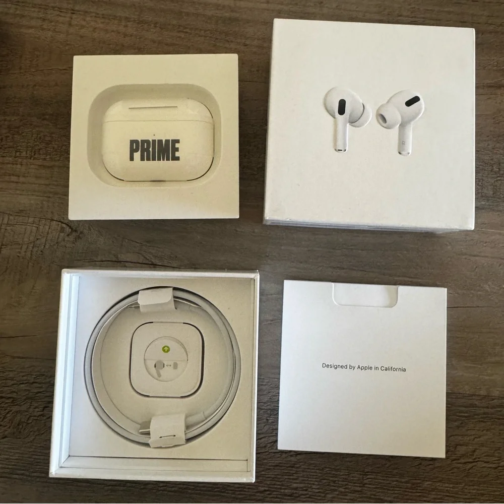 Apple airpods pros