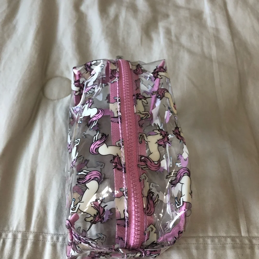 N/A clear cosmetic