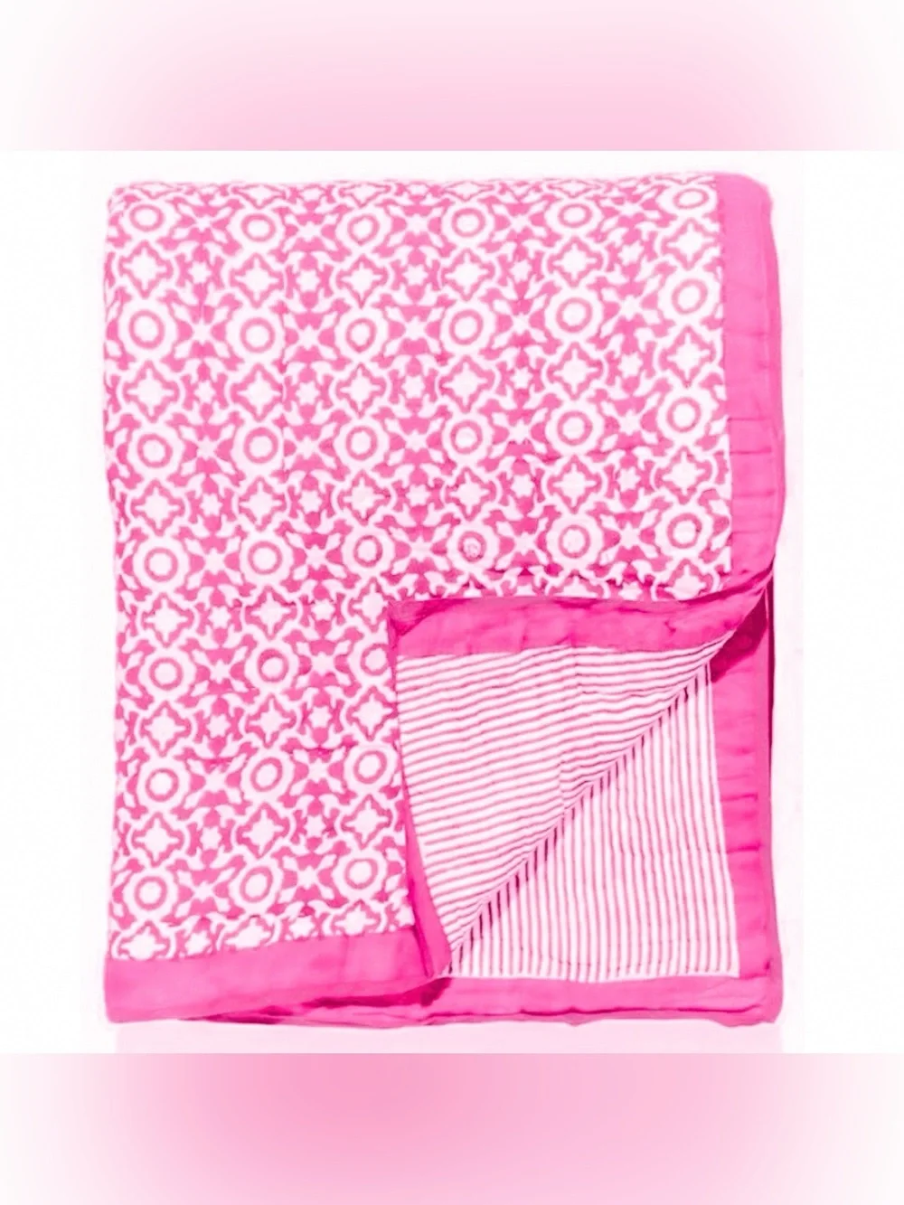 NWT Roberta Roller Rabbit Elsa Quilt