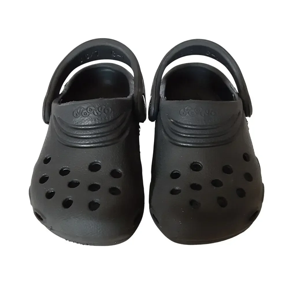 CROCS pre owned