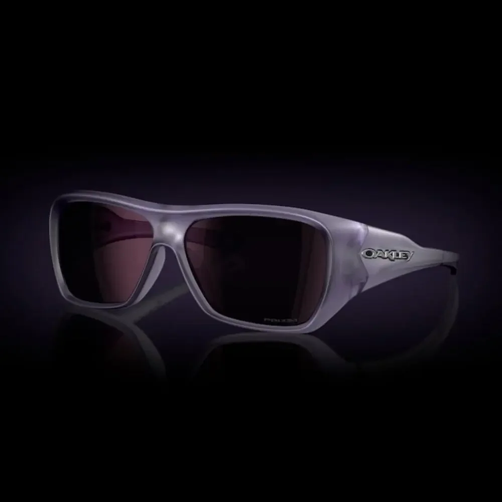 Oakley 🕶️ item