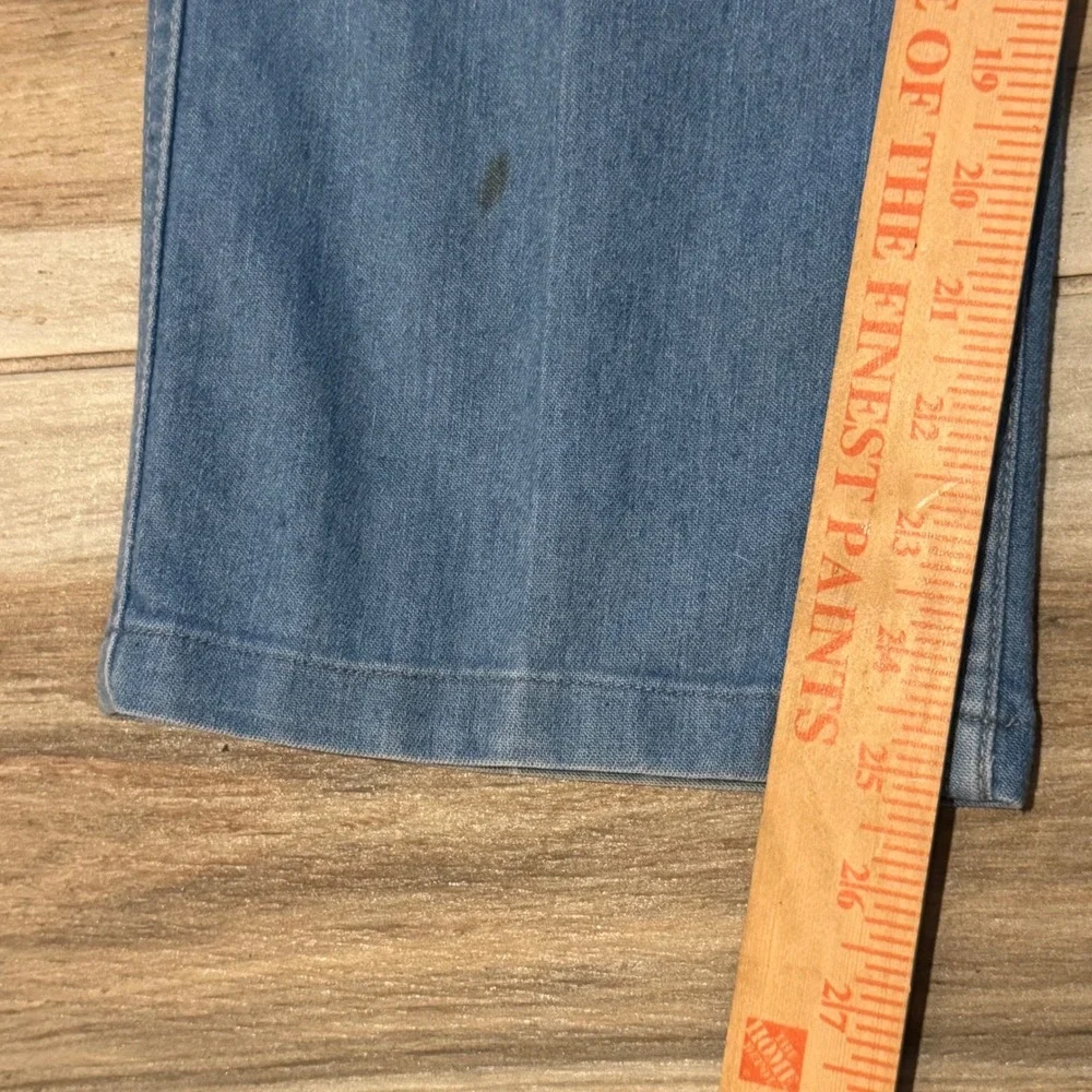 Levis model style