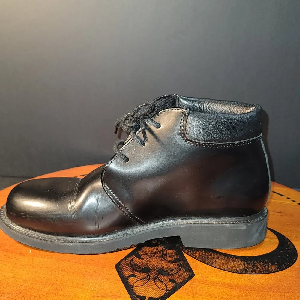 thorogood black leather