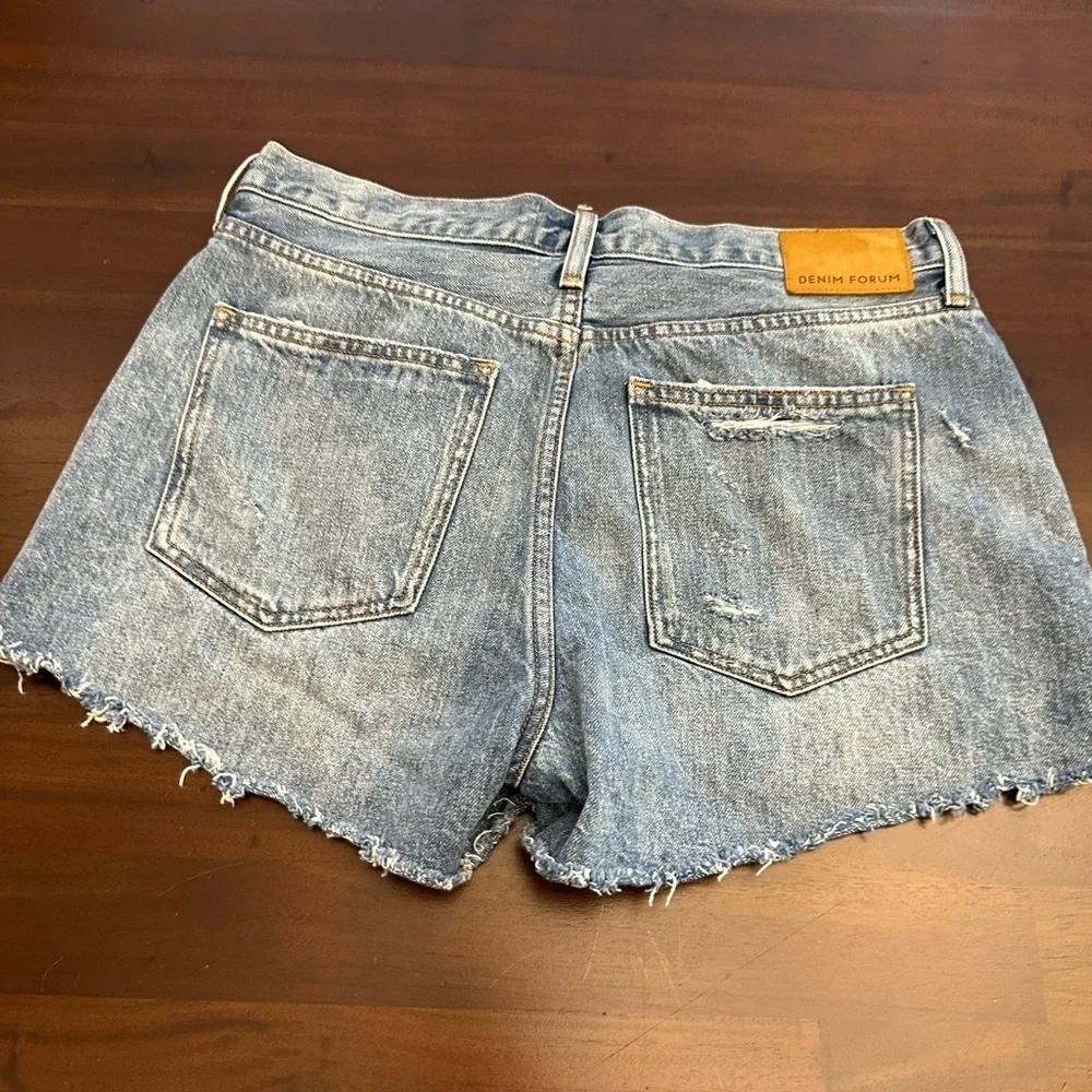 Denim Forum distressing shorts