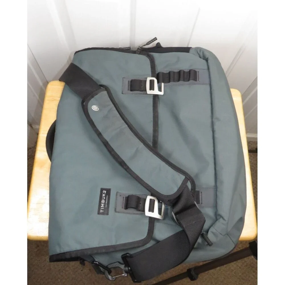 Timbuk2 command messenger