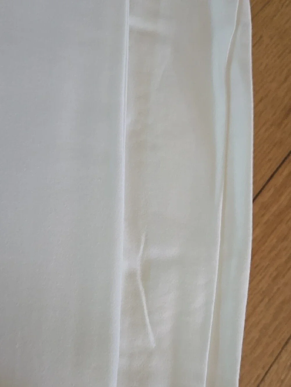Frette elegant white