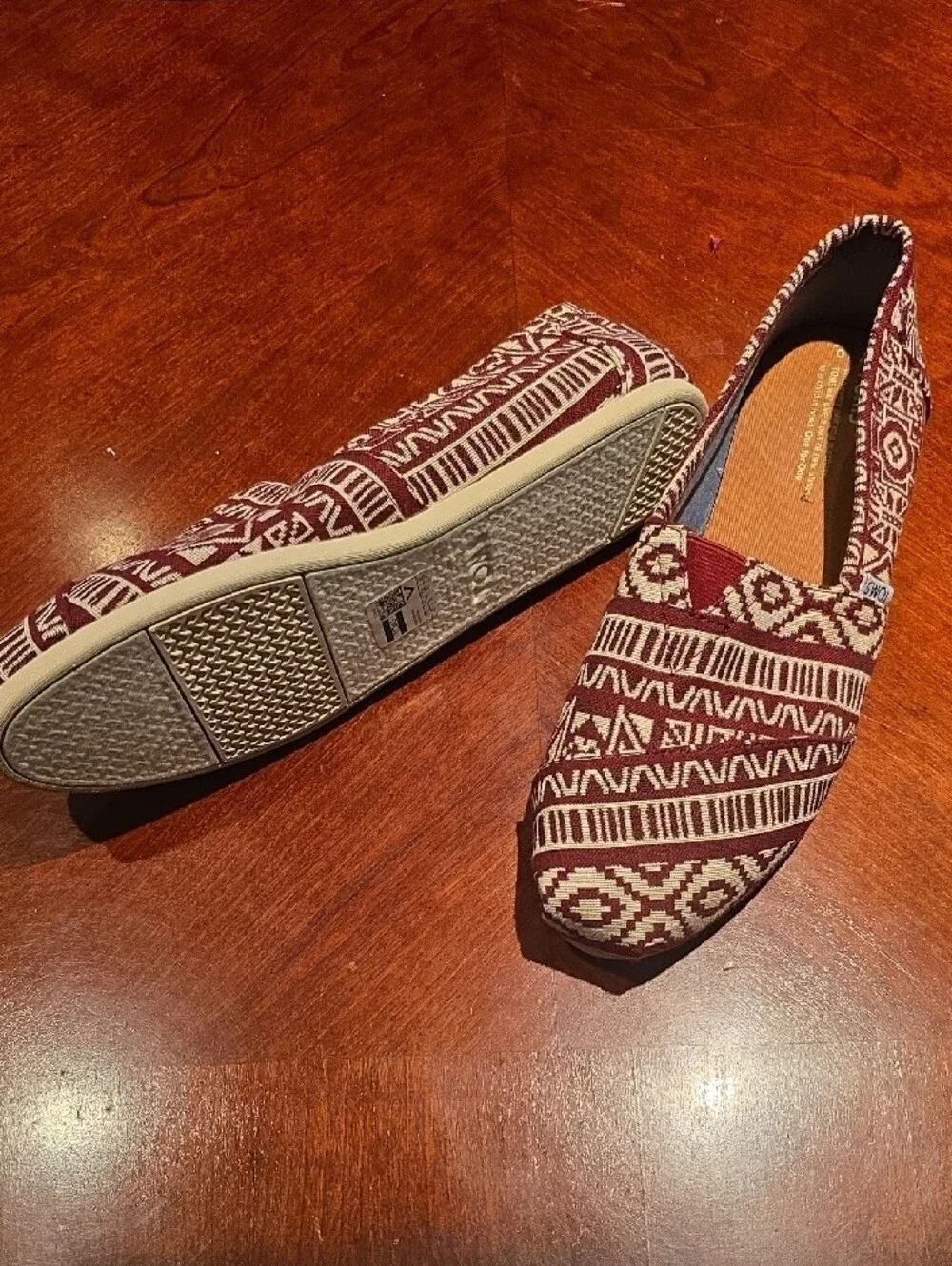 Toms slip espadrilles