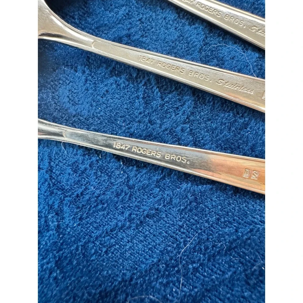 1847 Rogers Bros vintage 1847