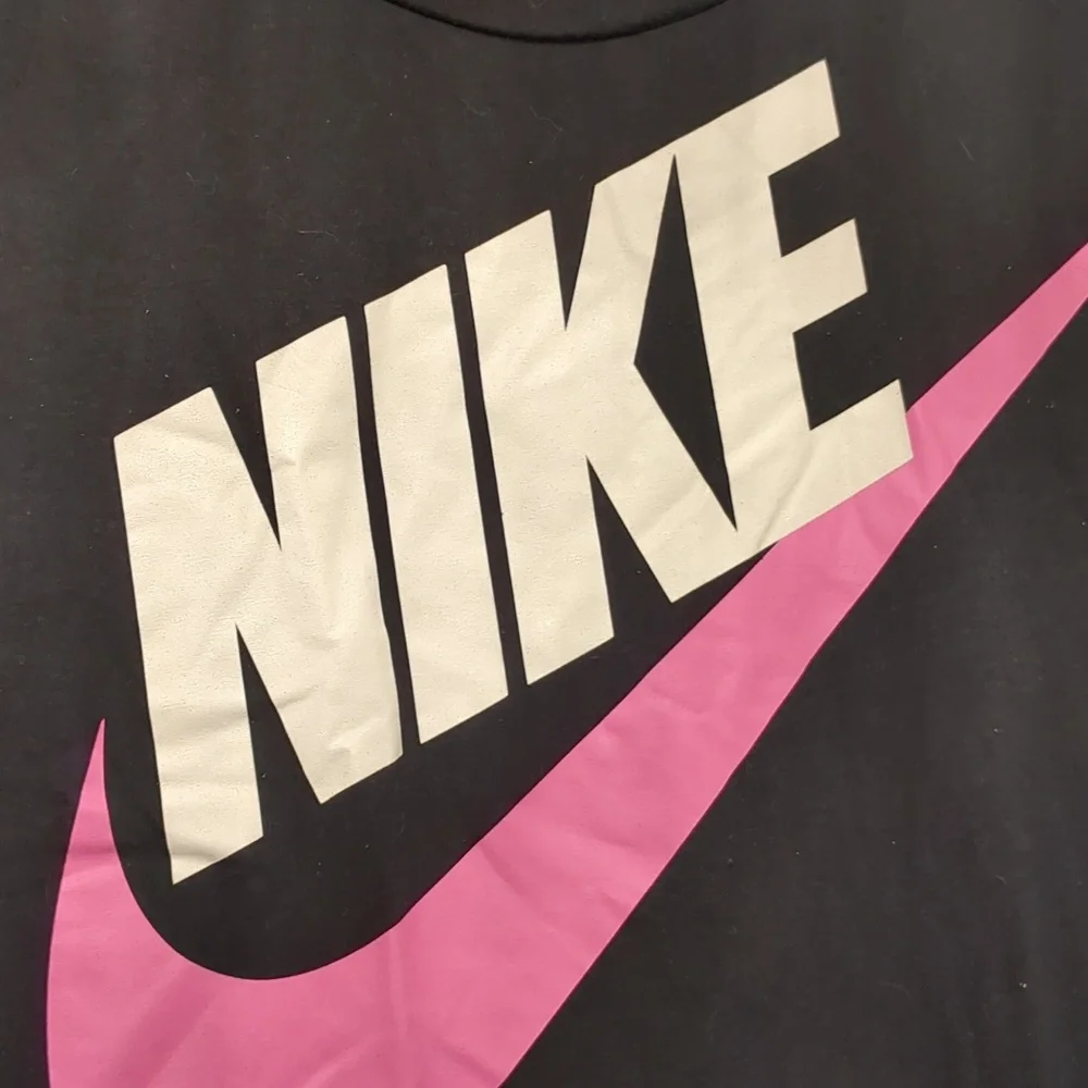 Nike holes not polyester