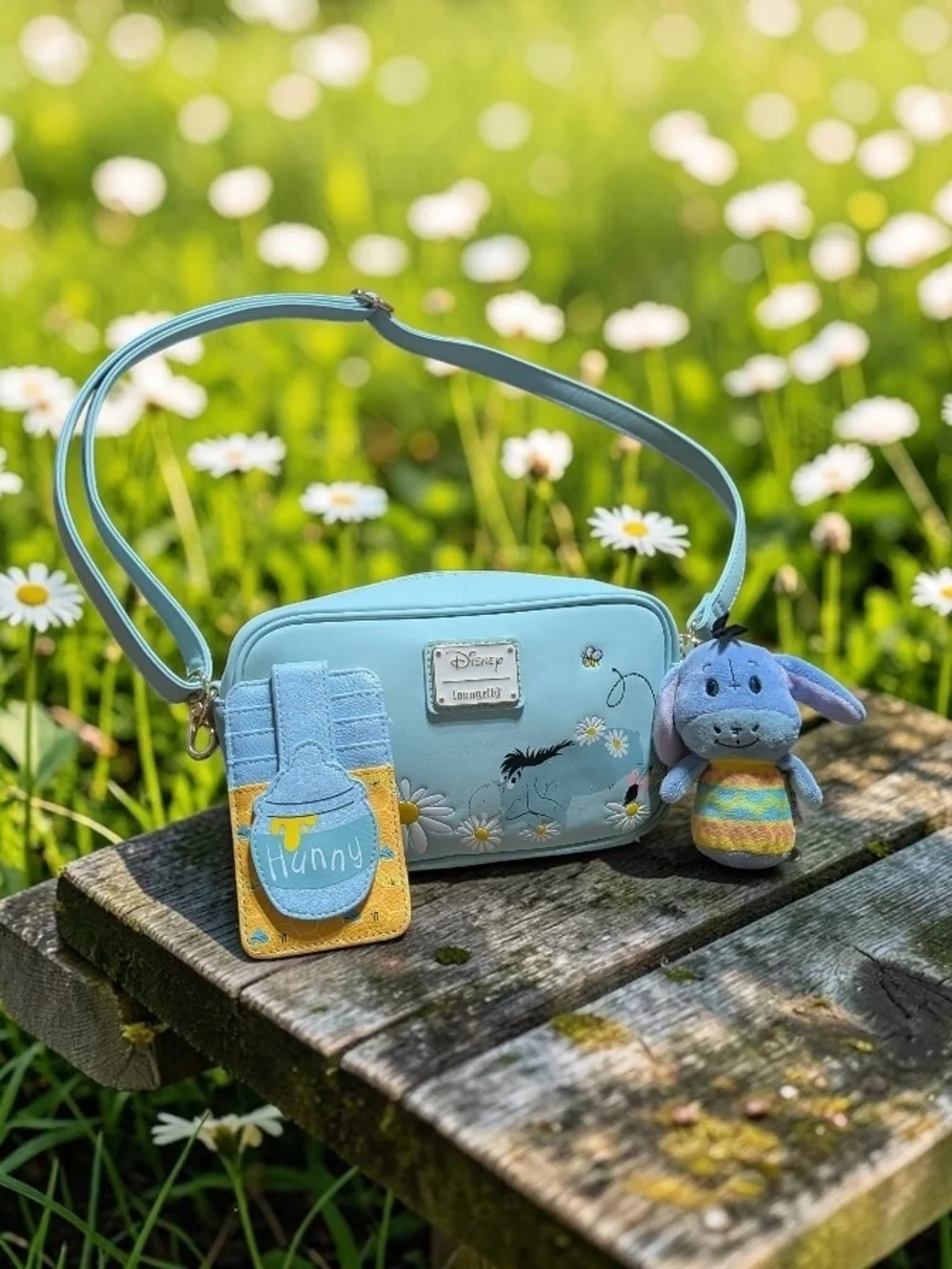 Disney nwot light