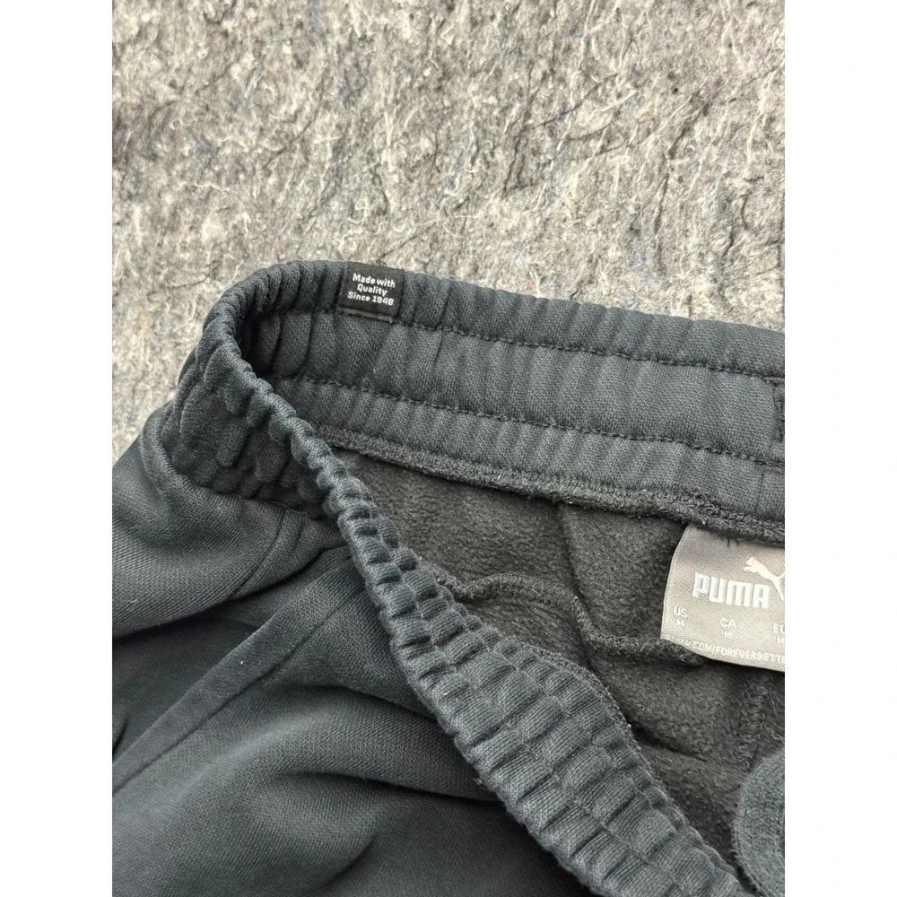 Puma joggers classic