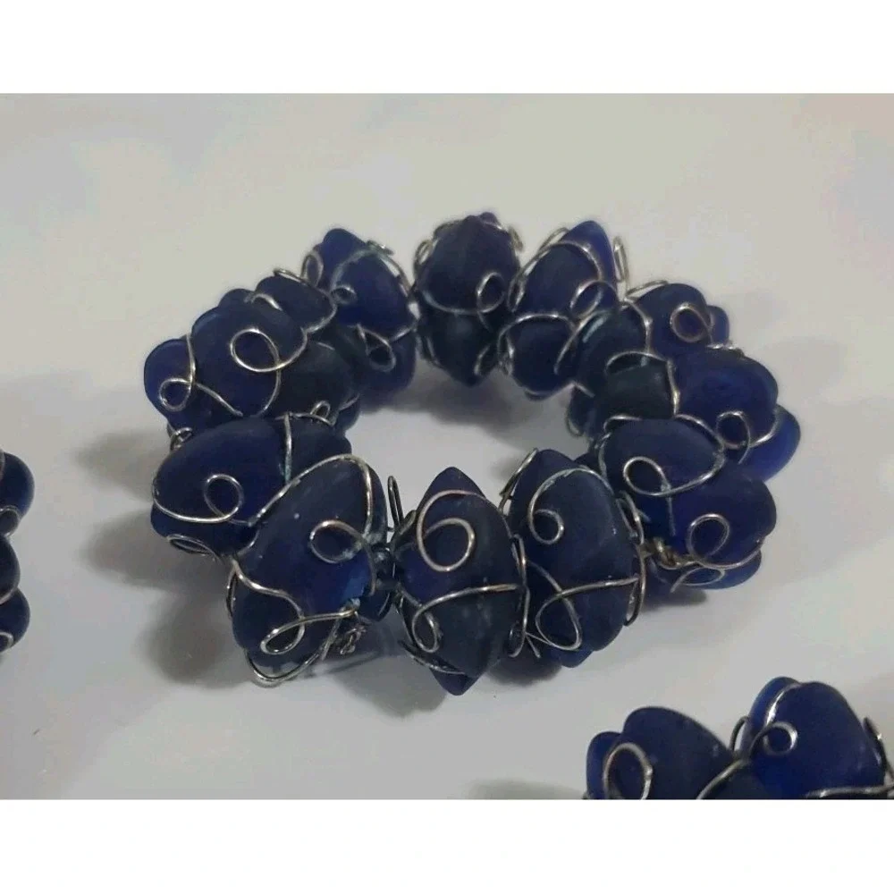 The Unbranded Brand vintage blue