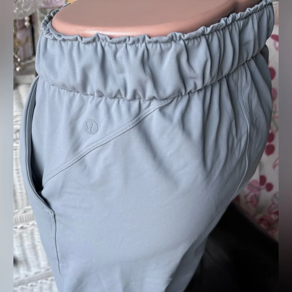 lululemon athletica great worn