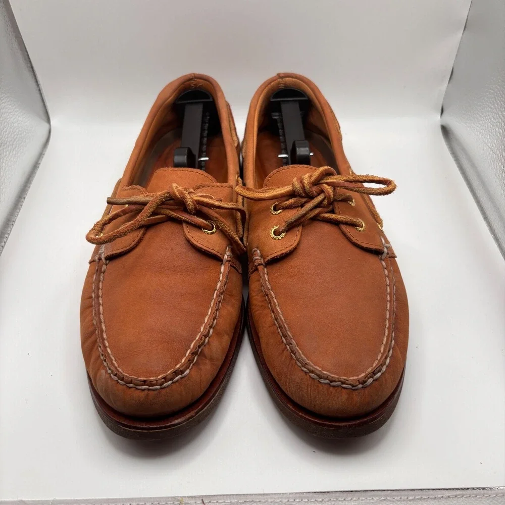 Sperry classic two