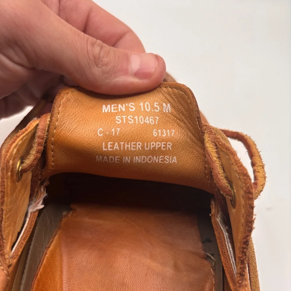 Sperry classic two