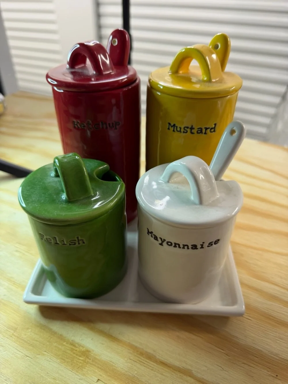 Pottery Barn Ceramic Condiment Set‎ in Red, Yellow, Green, and White