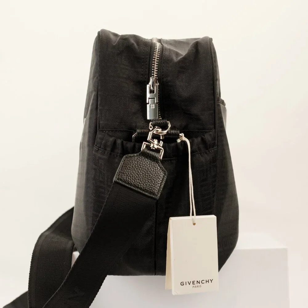 Givenchy ‘givenchy’ storage 15”