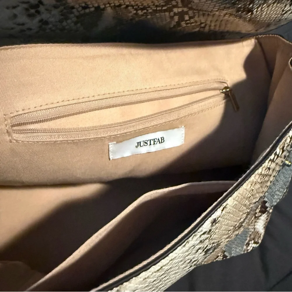 JustFab step out