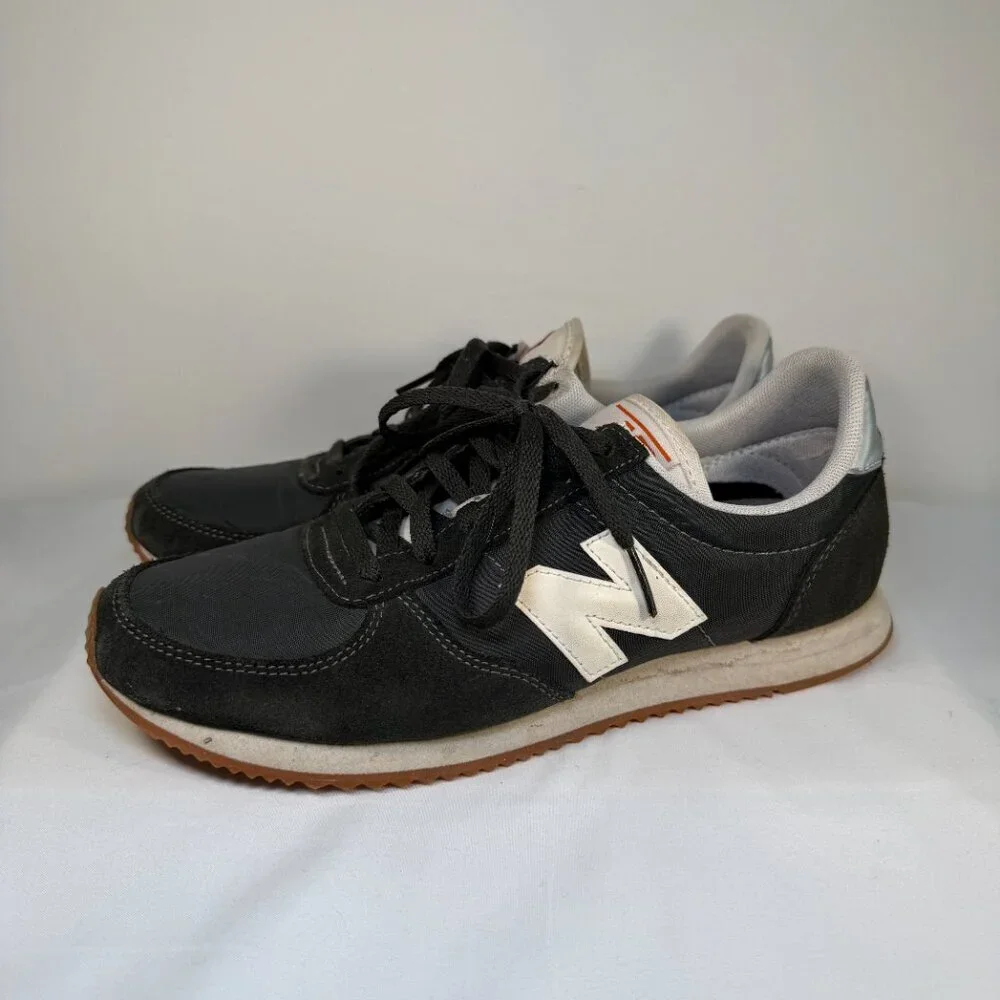 New Balance heel scuffing worn