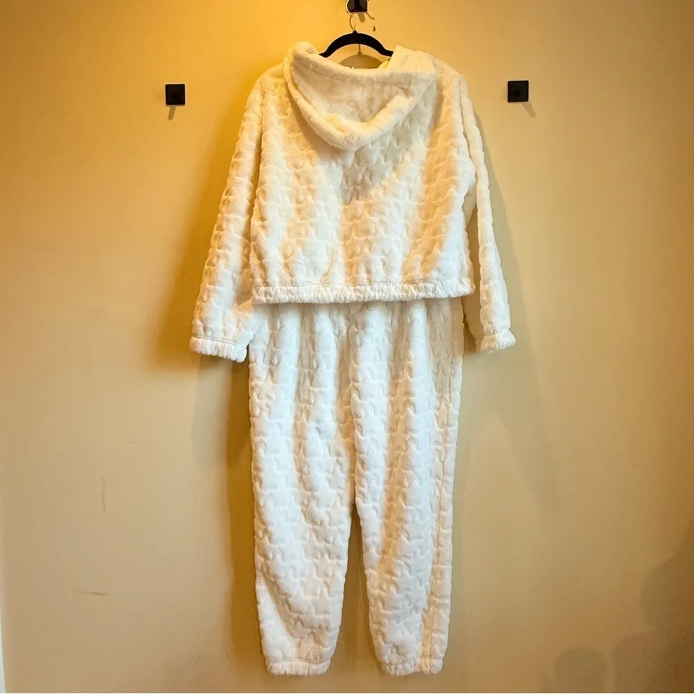 No Boundaries soft cozy