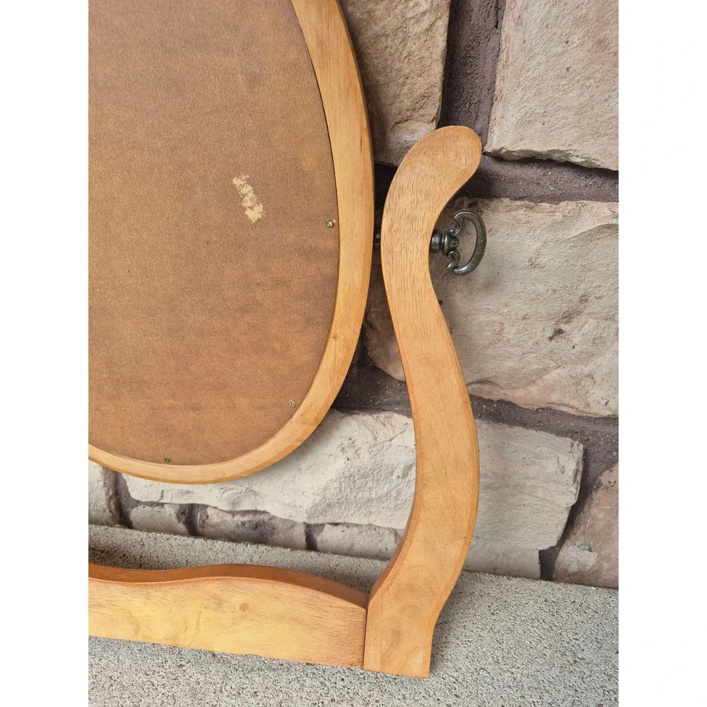 N/A vintage oval