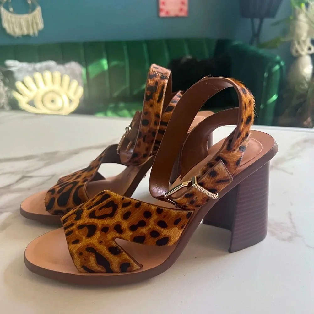 Women’s Gianni Bini Marilane Leopard Calf hair heels‎