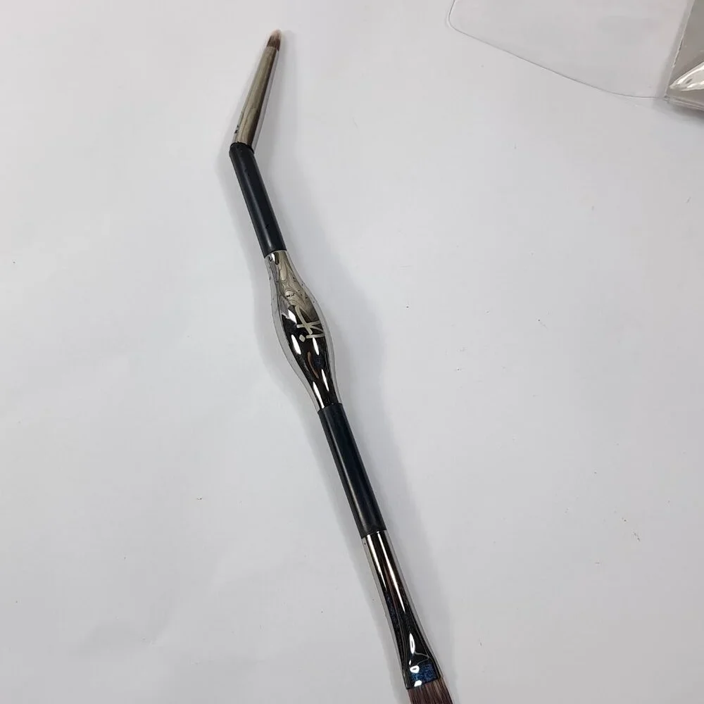 IT Cosmetics Tightliner 10 In 1 dual end brush Bent Liner End tightlining makeup