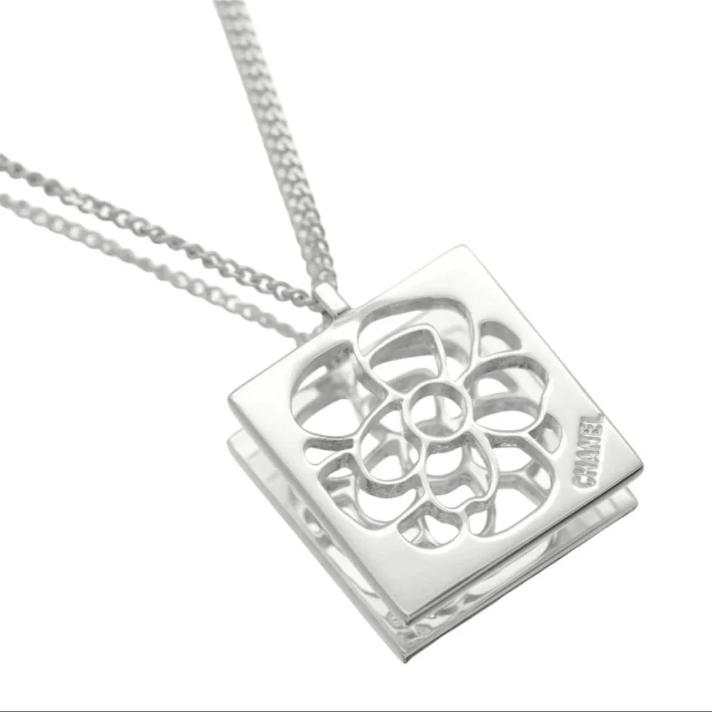 CHANEL cm perfect