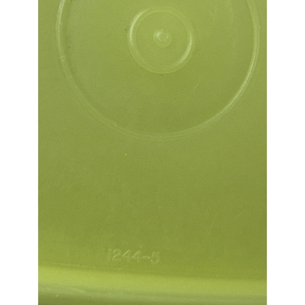 Tupperware vintage yellow