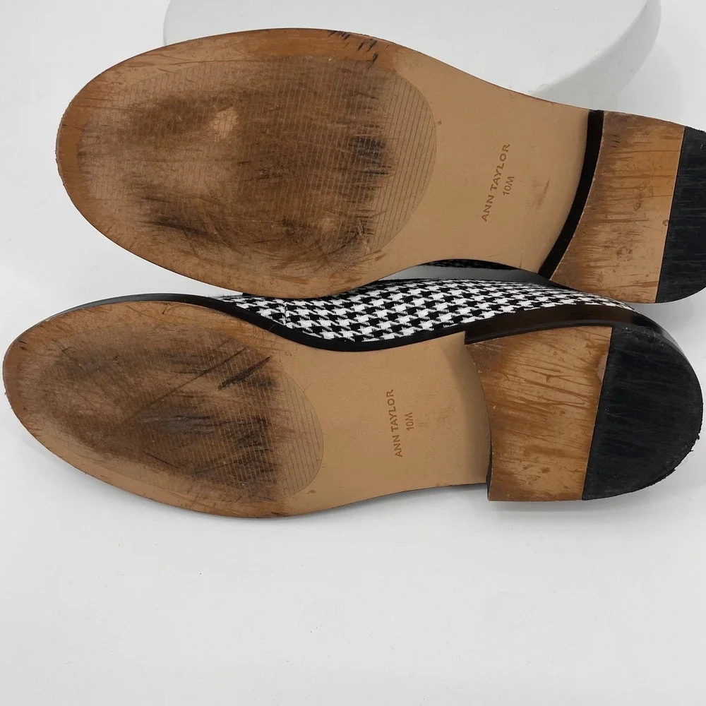 Ann Taylor upper classic