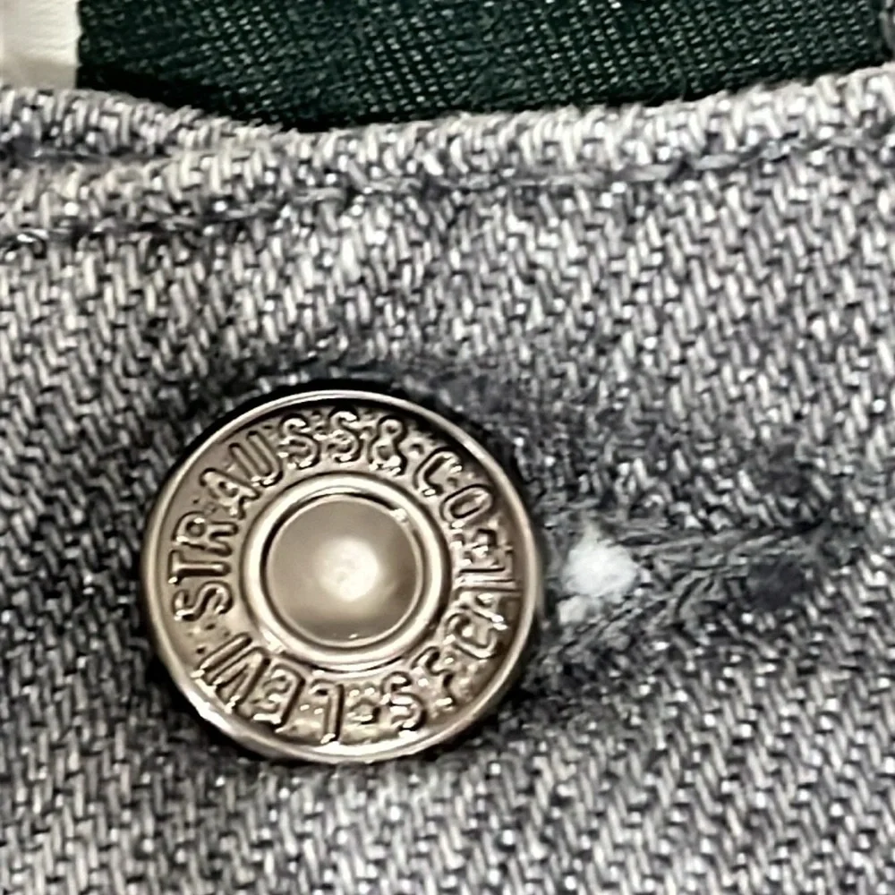 LEVI’S :: 540 JEANS