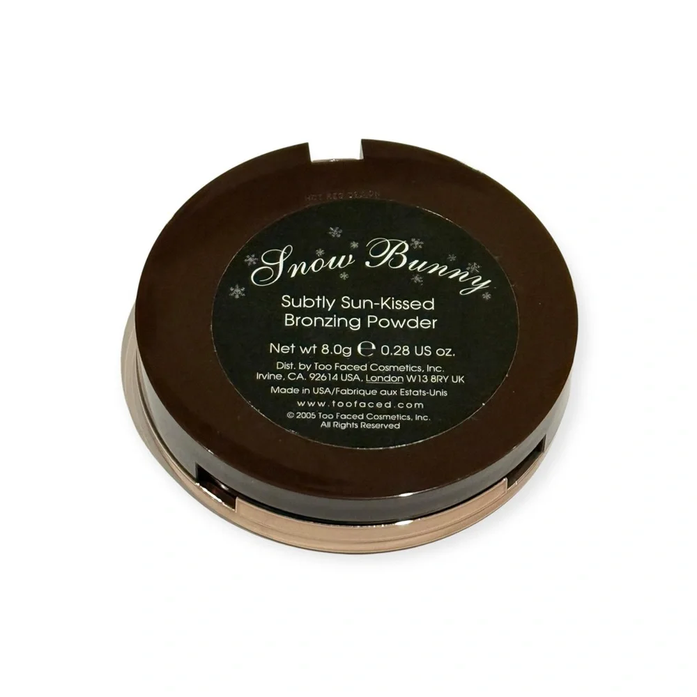 Deadstock: Too Faced 𖠌 Ltd Ed Snow Bunny Bronzer 𖠌 Mirror Finish Compact 𖠌 Full